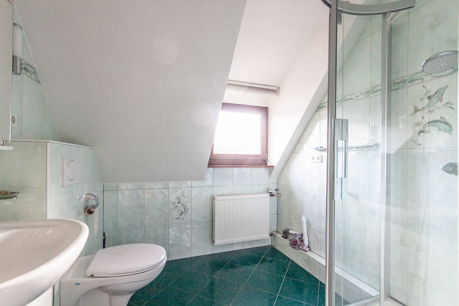 Badezimmer Zweifamilienhaus Solingen - Aufderh�he