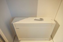 Schlafzimmer mit Klimaanlage VERKAUFT Maisonette-Wohnung als  Haus im Haus  mit Weitblick u. 4 Stellpl�tzen