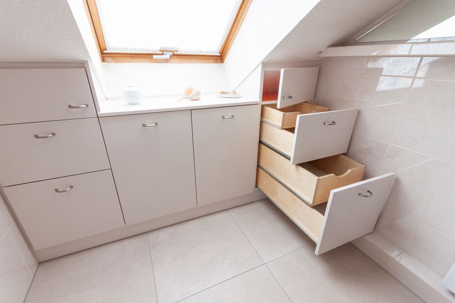 Einbauschrank Dachgeschosswohnung Solingen - Wald