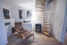 Treppe ins DG VERKAUFT Maisonette-Wohnung als  Haus im Haus  mit Weitblick u. 4 Stellpl�tzen