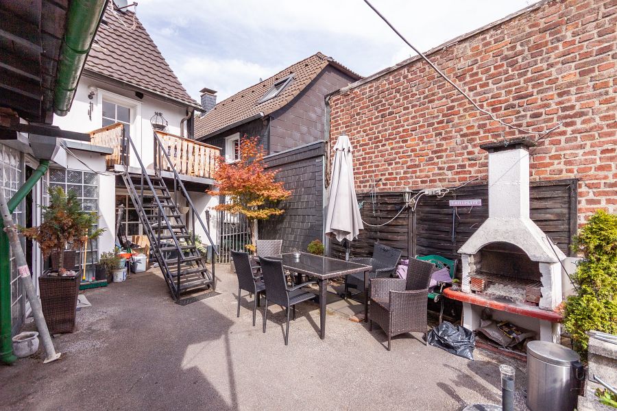 gro�e Terrassenfl�chen Reihenendhaus Solingen - Wald