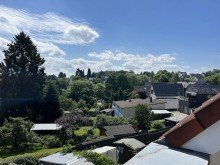 Ausblick vom Dachbalkon VERKAUFT Maisonette-Wohnung als  Haus im Haus  mit Weitblick u. 4 Stellpl�tzen