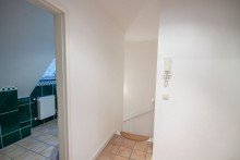 Diele im OG VERKAUFT Maisonette-Wohnung als  Haus im Haus  mit Weitblick u. 4 Stellpl�tzen