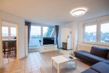 Wohnzimmer mit Dachbalkon VERKAUFT Maisonette-Wohnung als  Haus im Haus  mit Weitblick u. 4 Stellpl�tzen